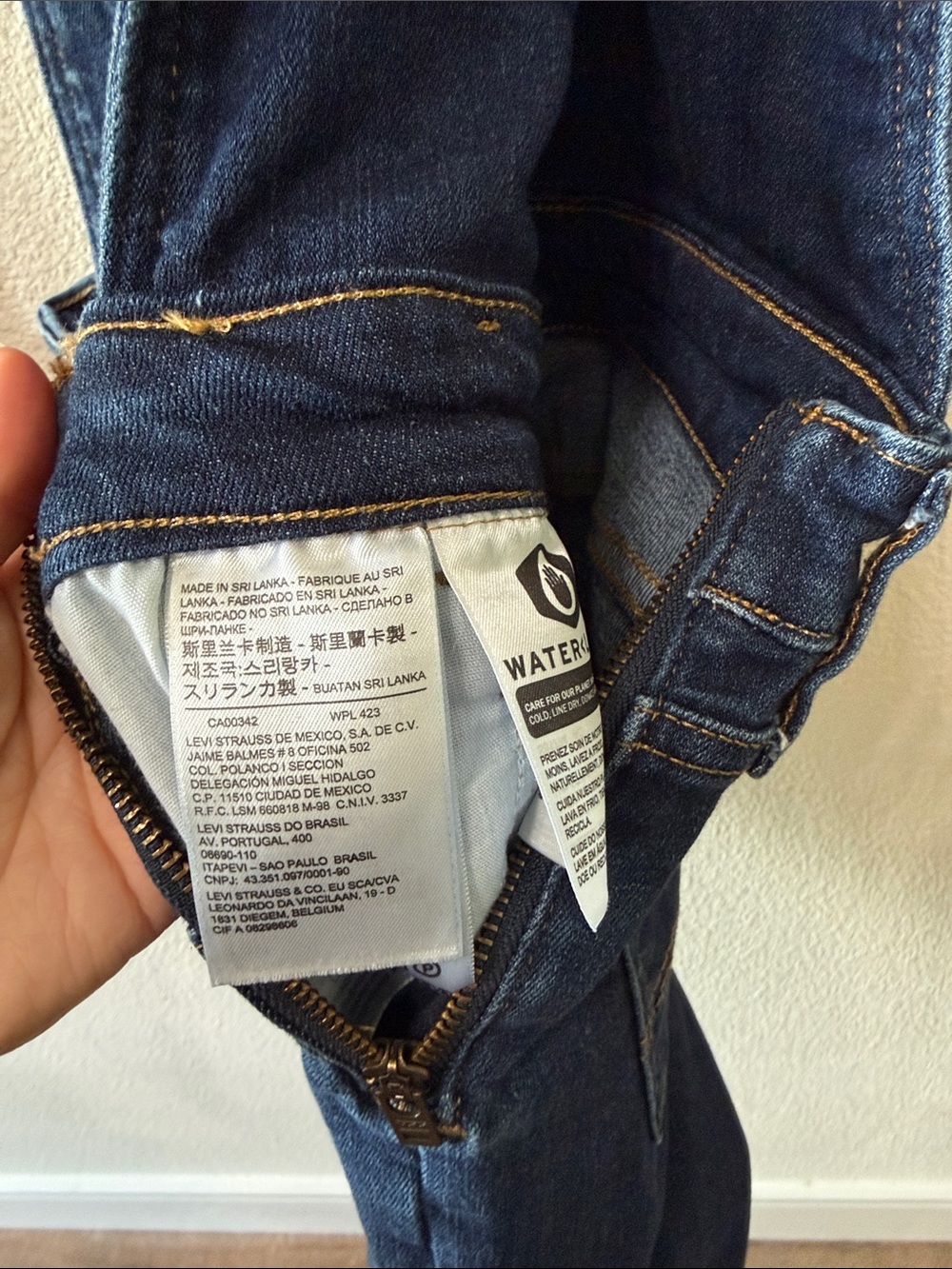 Levi's Indigo Blue Denim Overalls - Picture 2 of 5